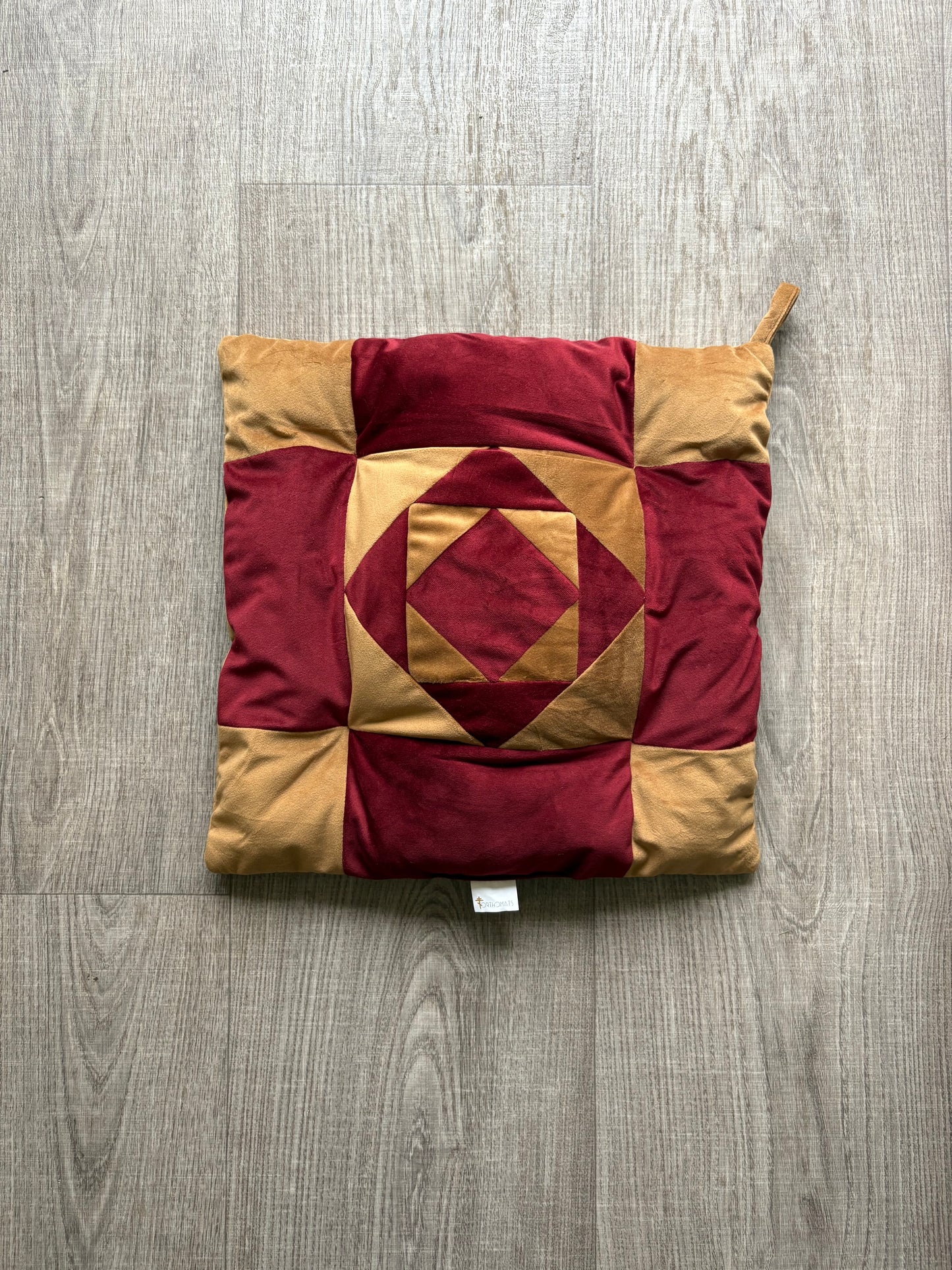 Christian Prayer Cushion (Podruchnik) 40x40cm - PRE ORDER